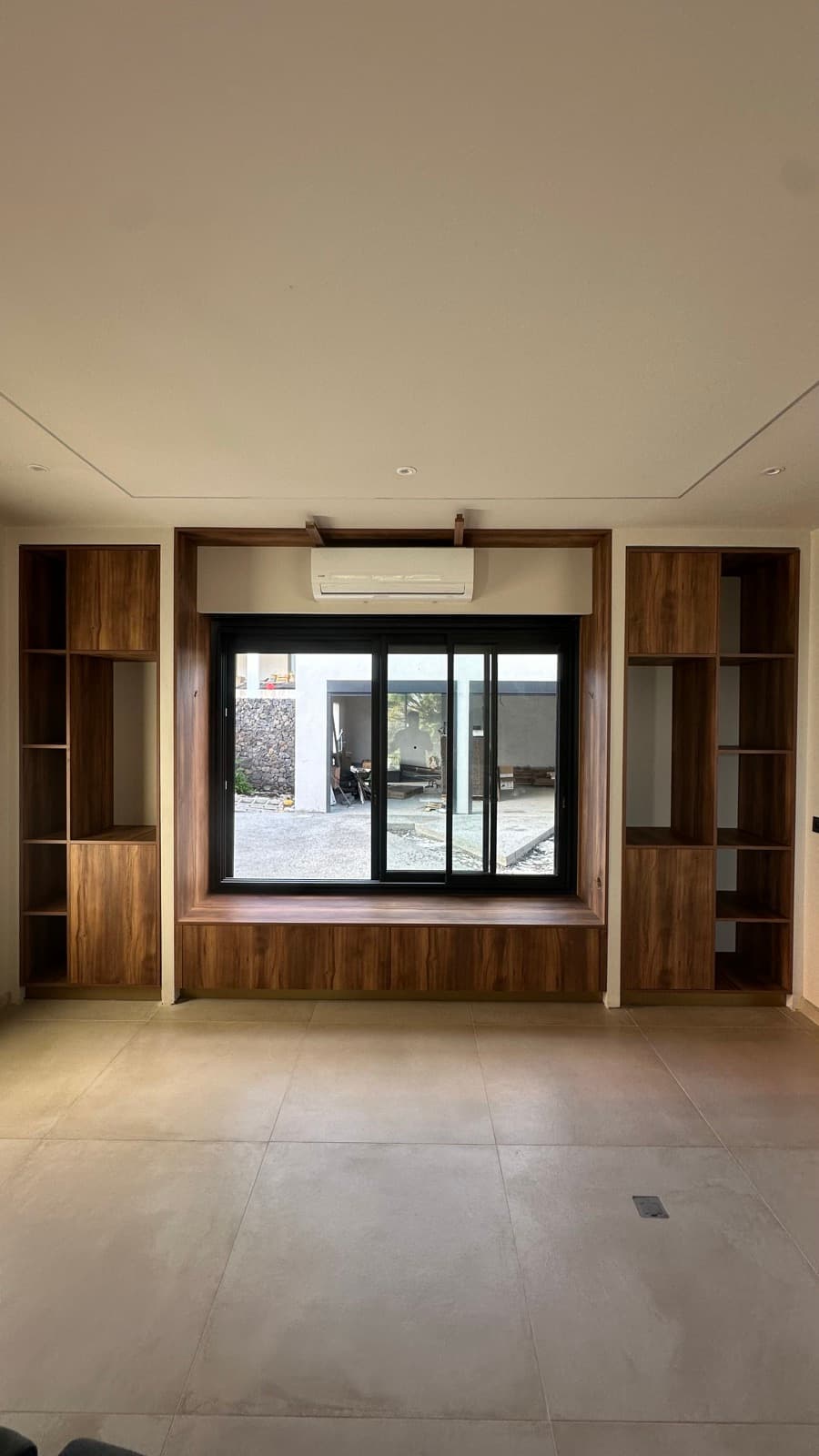 Bibliothèques et banquette sur mesure